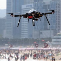 Plajă survolată de dronă – FOTOGRAFIA ZILEI
